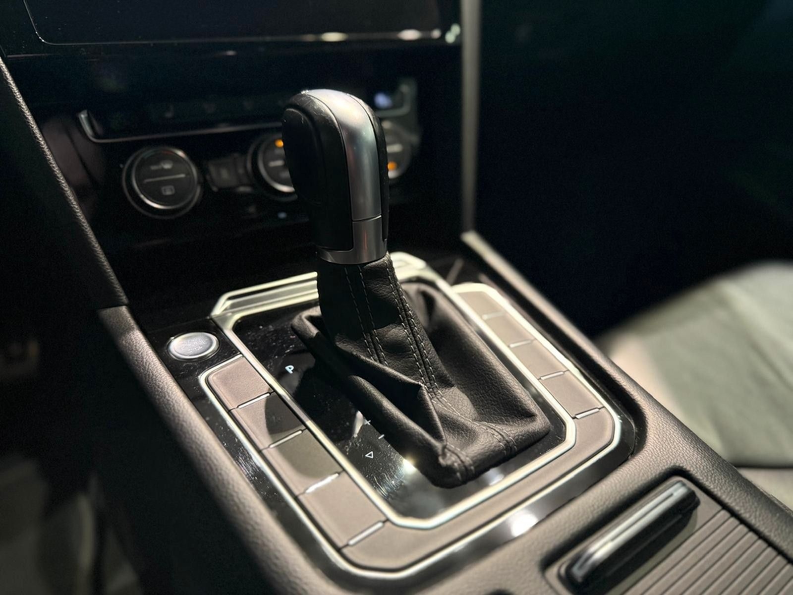 Volkswagen Arteon R-Line*360°*SHZ*Standheizung* foto 22