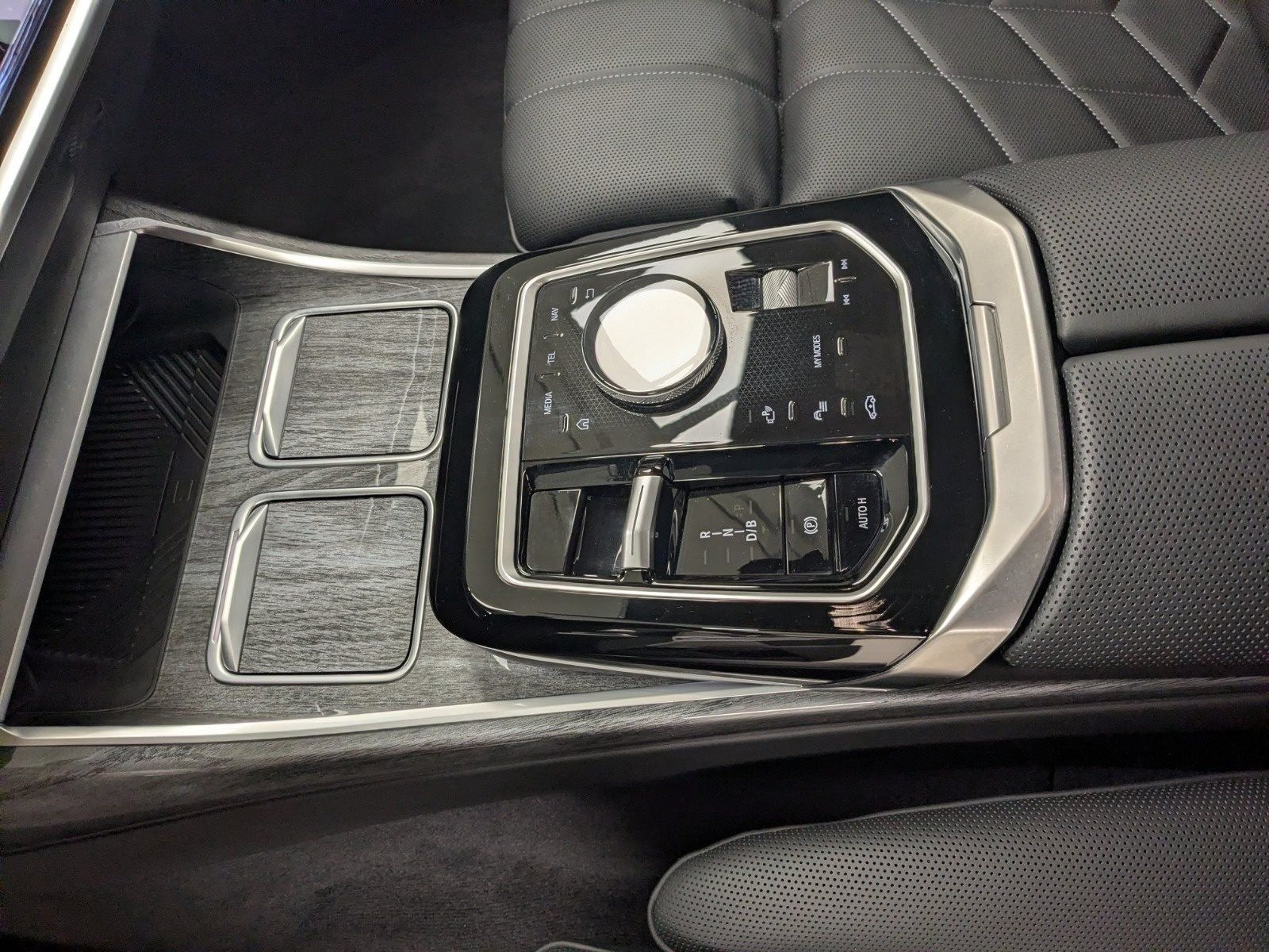 BMW i7 xDrive60 DA Prof PA Prof Massage 20'' Connois foto 14