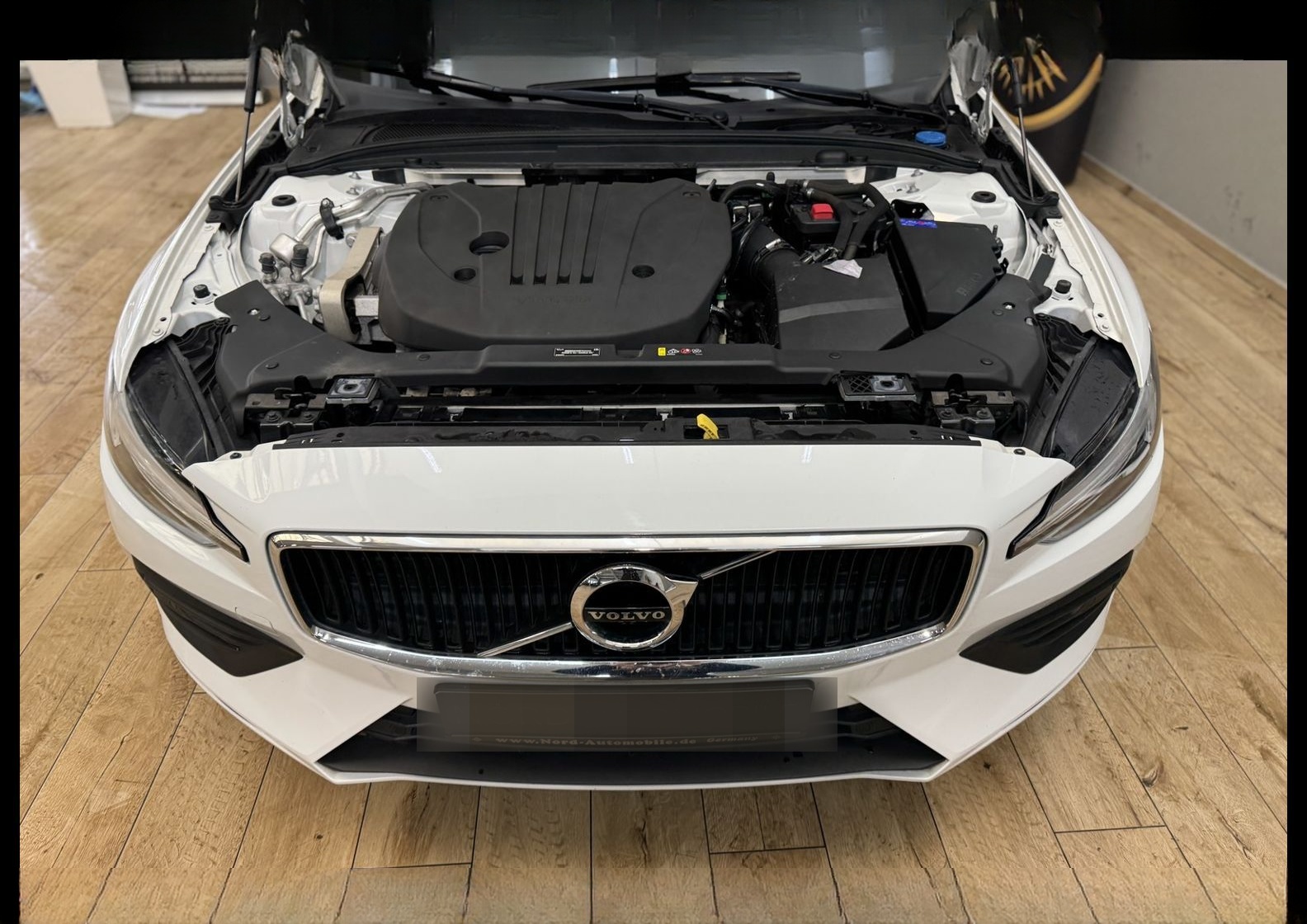 Volvo V60 Kombi B3 B Momentum *LED*Navi*Kamera*SHZ*17Z foto 24