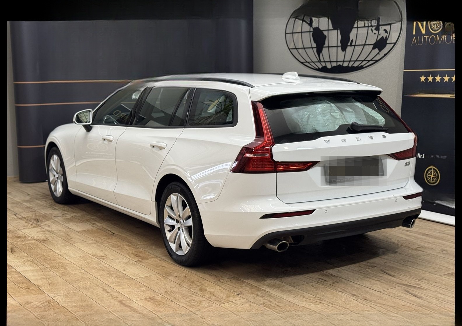 Volvo V60 Kombi B3 B Momentum *LED*Navi*Kamera*SHZ*17Z foto 7