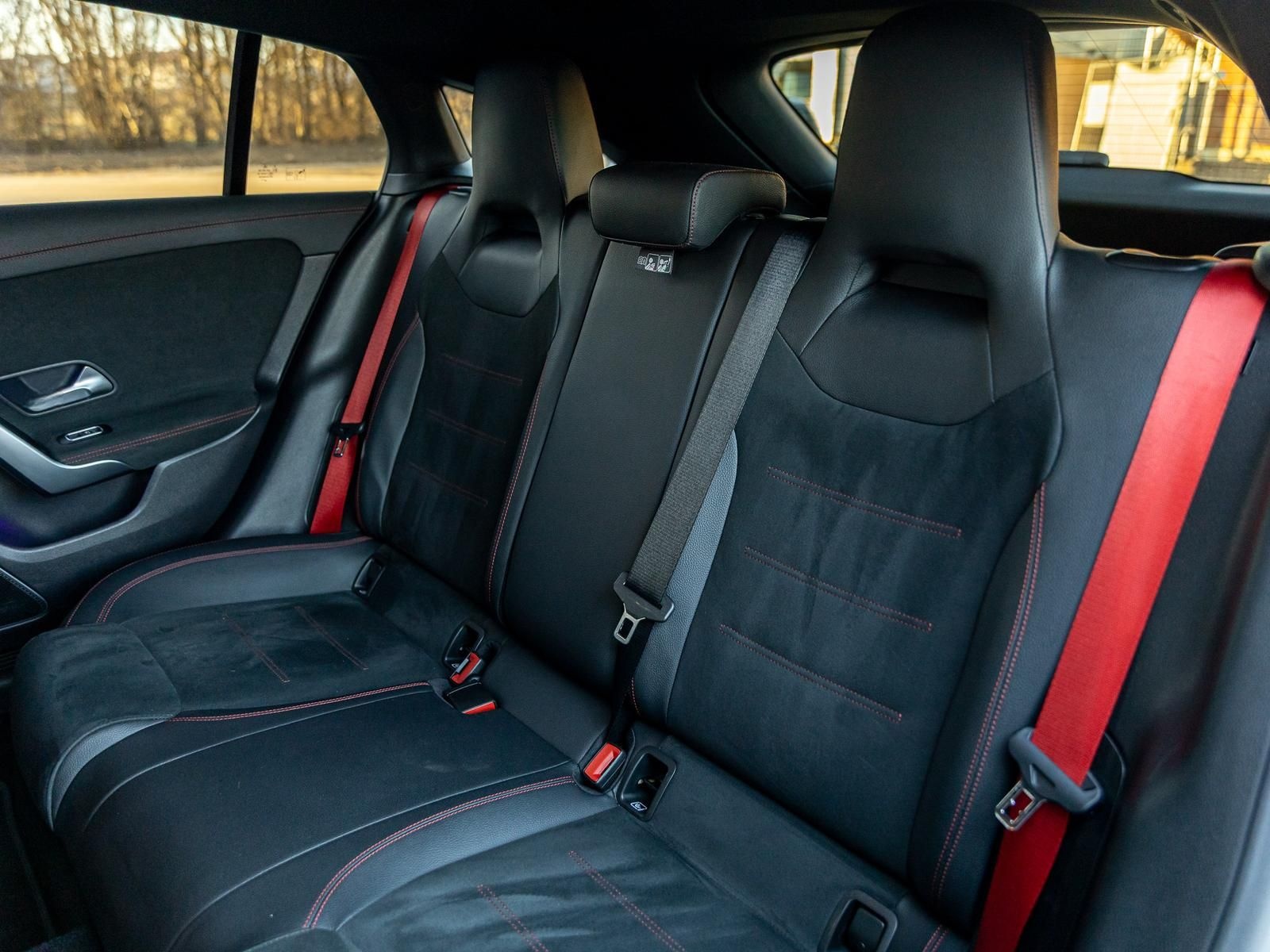Mercedes-Benz CLA 35 AMG 4Matic SB/NIGHT/360°/KEYLESS/DAB/KAM foto 12