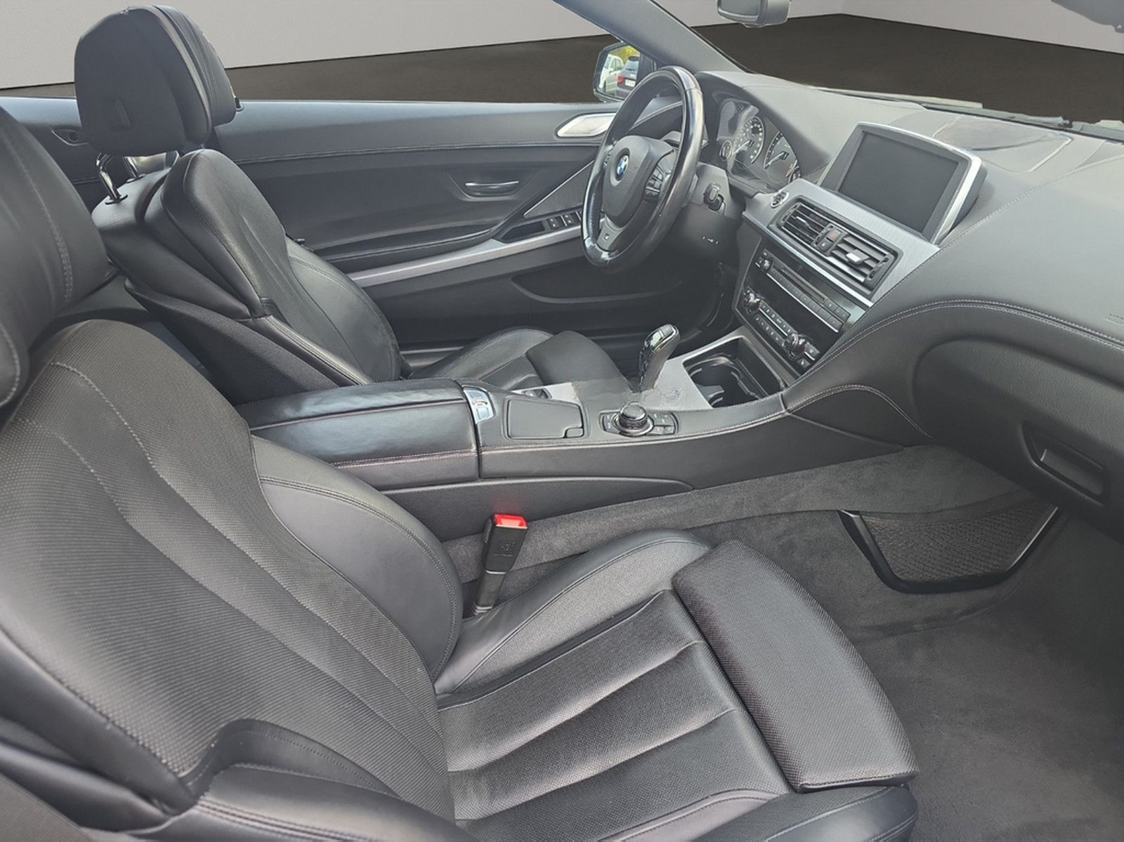 BMW 650i Cabrio M-PAKETT,B&O,360,SOFT CLOSE,MASSAGE foto 16