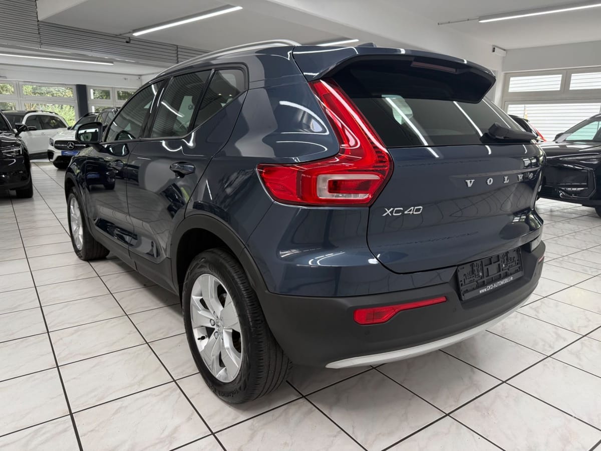 Volvo XC40 Momentum Pro 2WD Navi Carplay Kamera foto 2