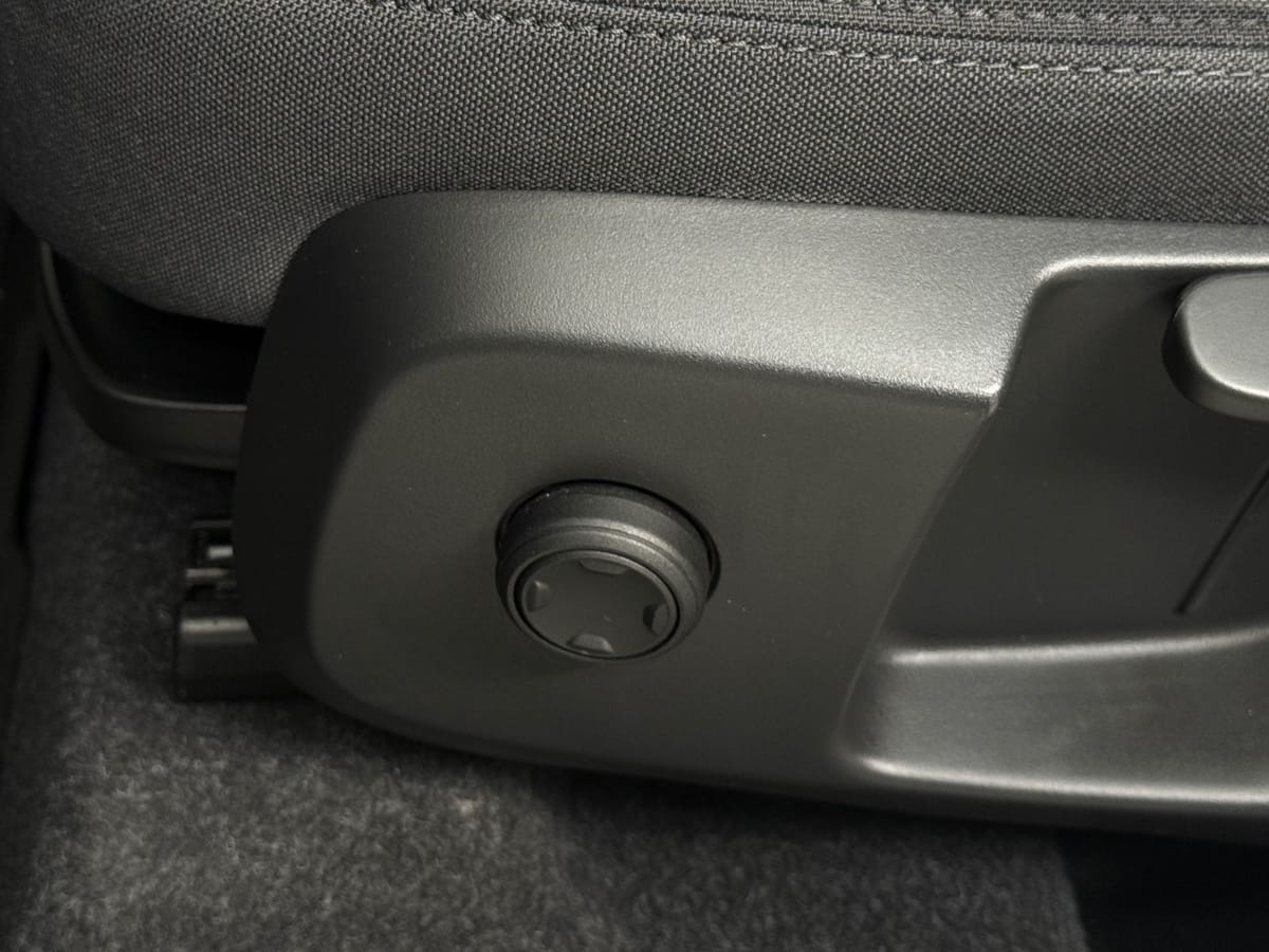 Volvo XC40 Momentum Pro 2WD Navi Carplay Kamera foto 20
