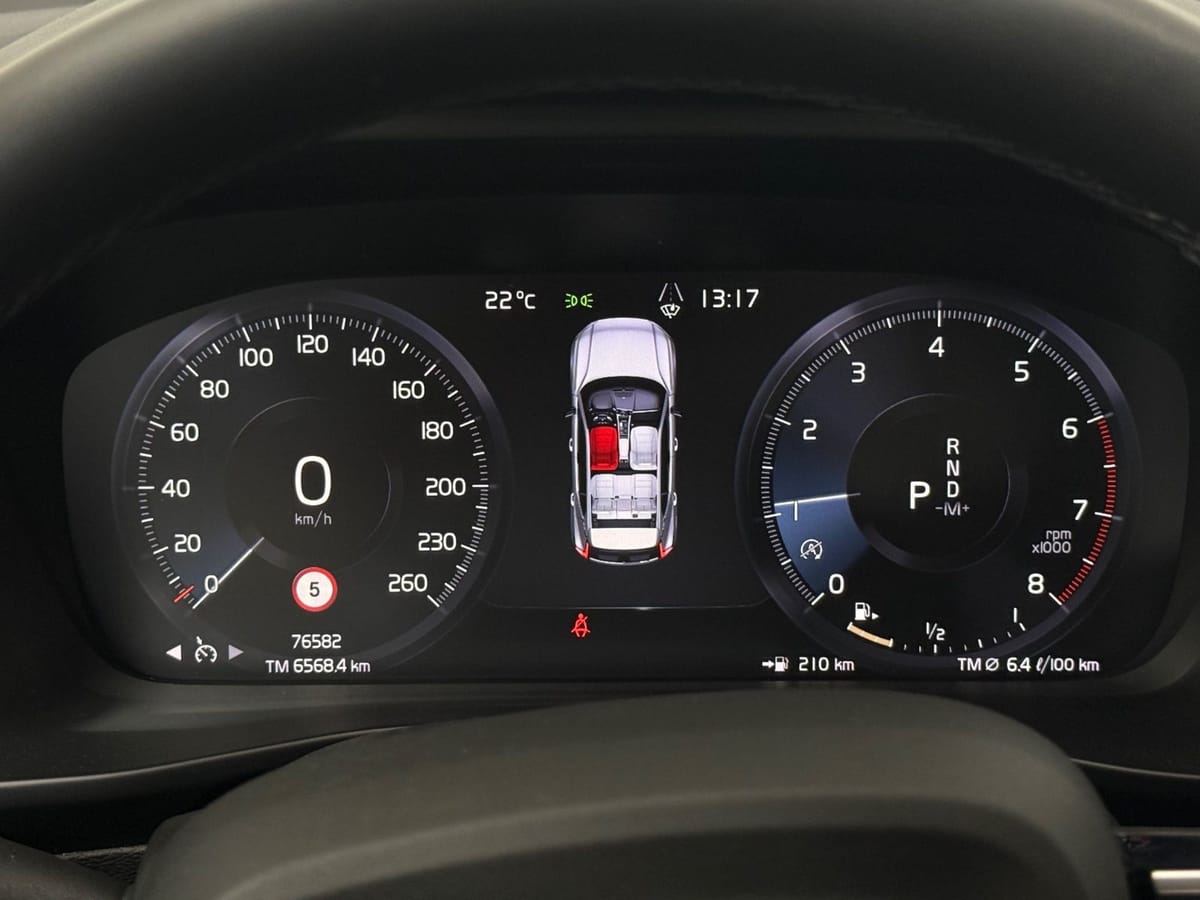 Volvo XC40 Momentum Pro 2WD Navi Carplay Kamera foto 23