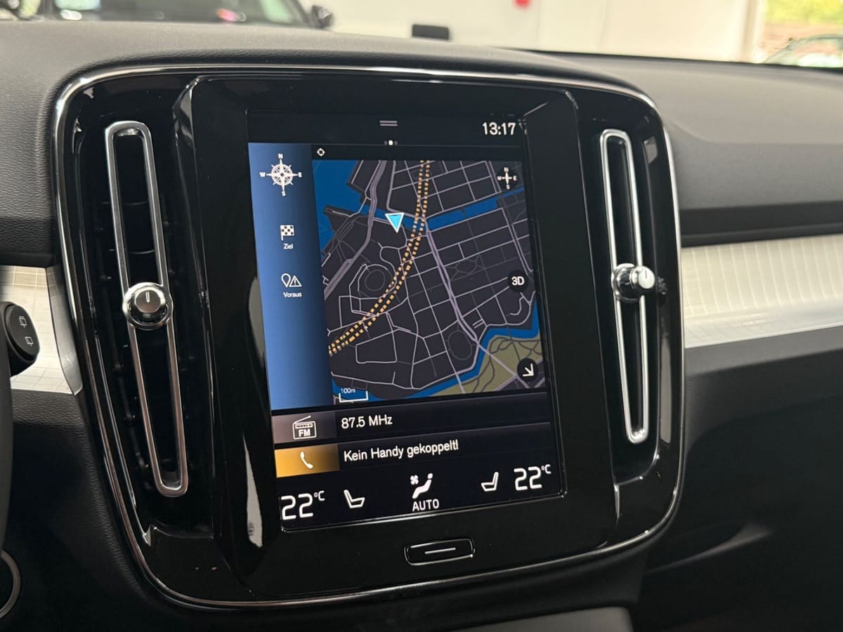 Volvo XC40 Momentum Pro 2WD Navi Carplay Kamera foto 24