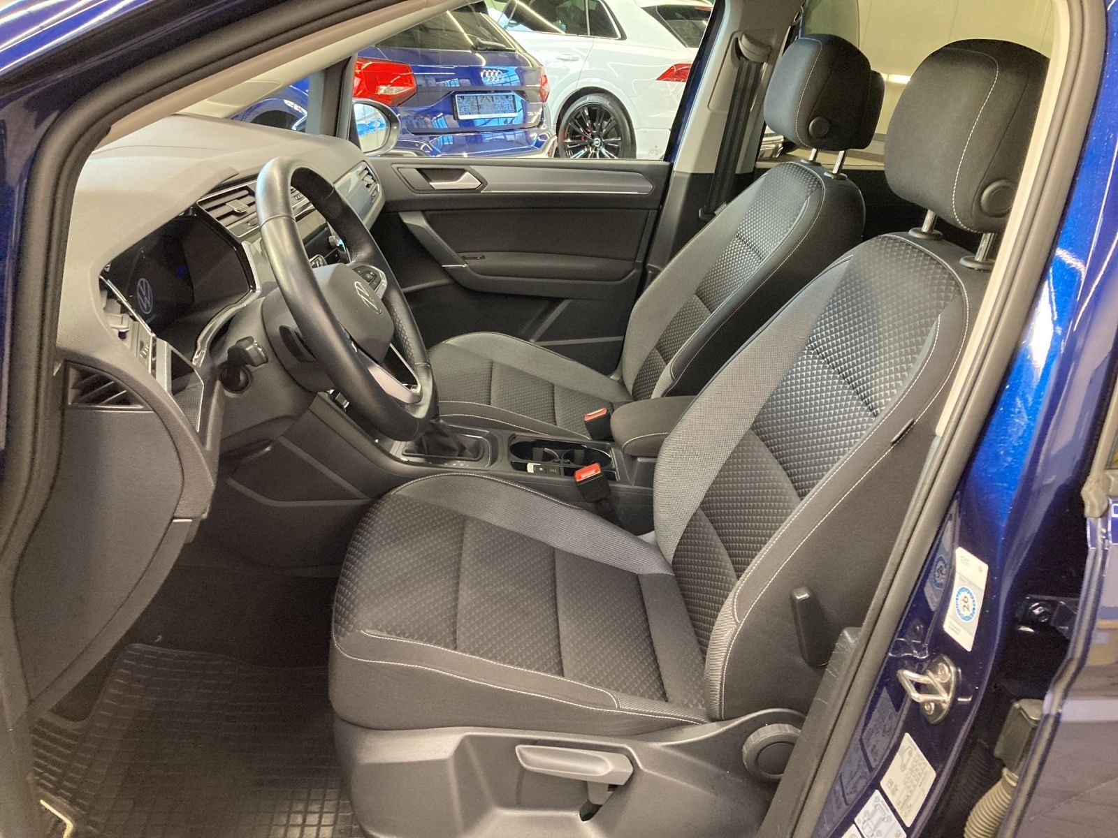Volkswagen Touran TSI DSG Active 7-Si. ACC Kamera Navi AHK foto 14