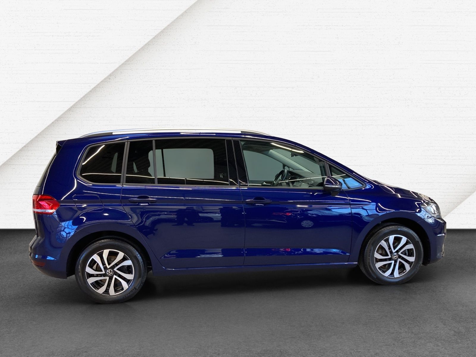 Volkswagen Touran TSI DSG Active 7-Si. ACC Kamera Navi AHK foto 7