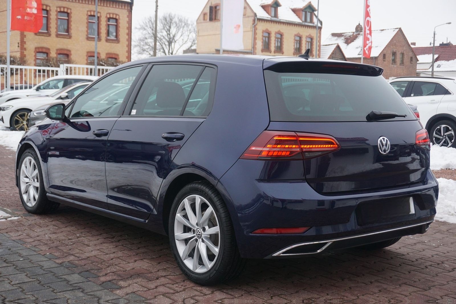 Volkswagen Golf VII 1.5 TSI DSG Highline LED Navi Kamera foto 3