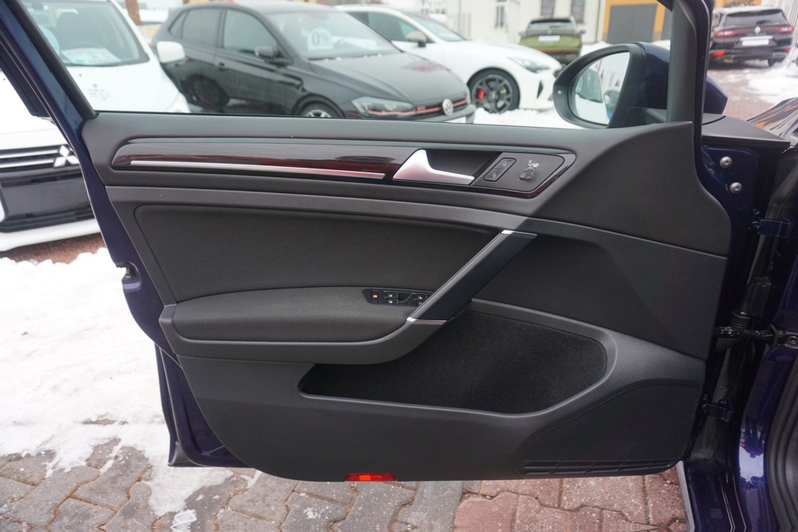 Volkswagen Golf VII 1.5 TSI DSG Highline LED Navi Kamera foto 34