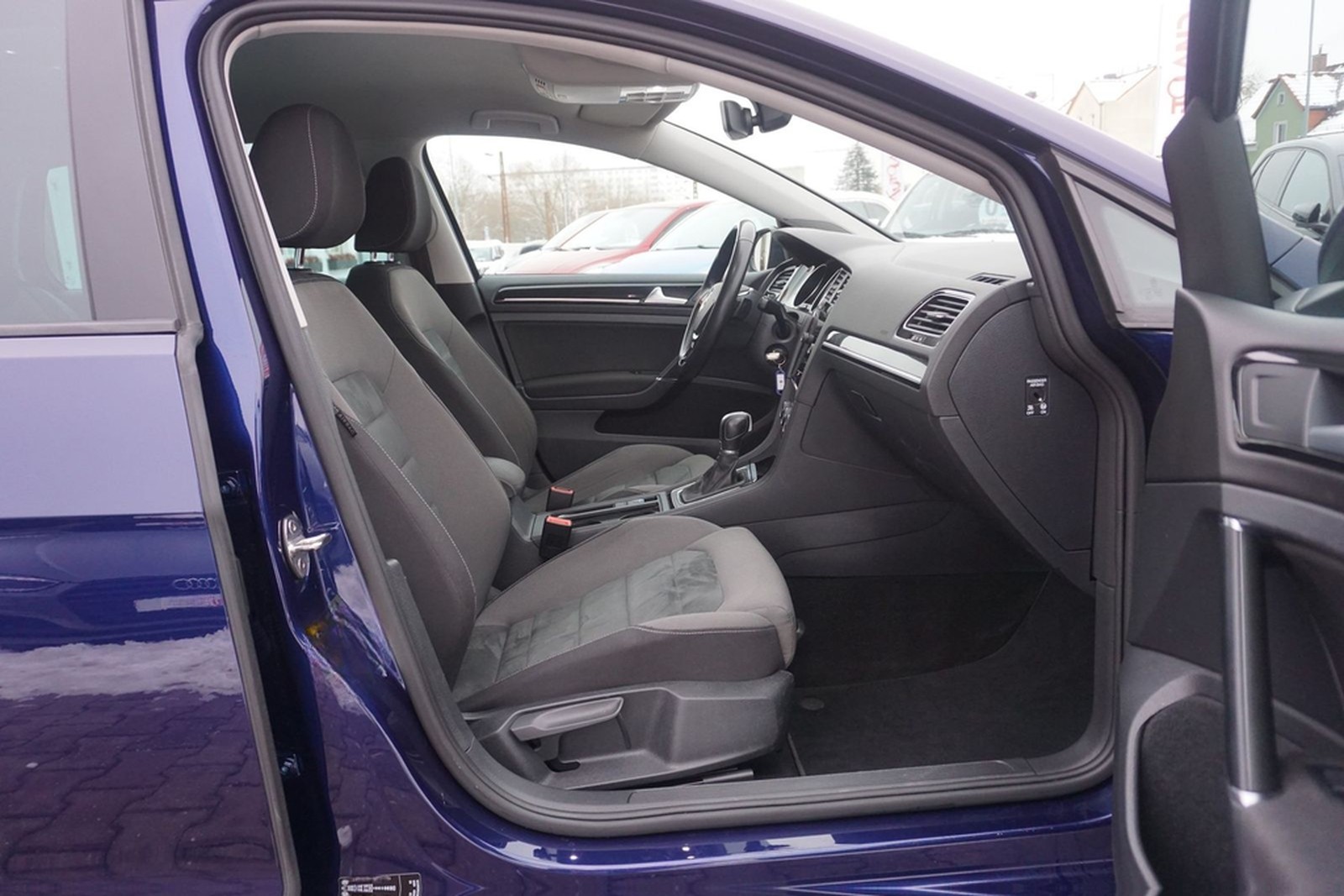Volkswagen Golf VII 1.5 TSI DSG Highline LED Navi Kamera foto 35