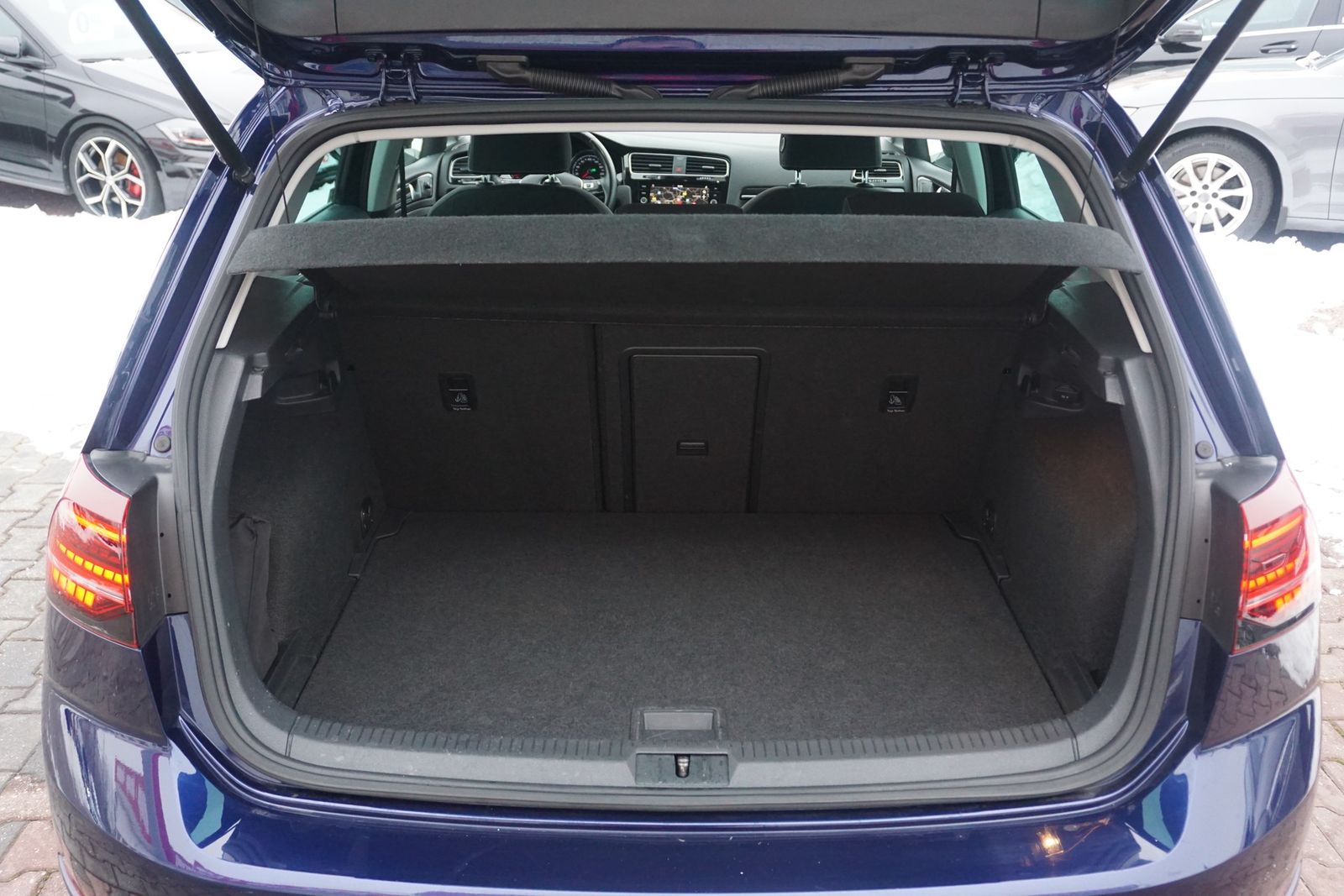 Volkswagen Golf VII 1.5 TSI DSG Highline LED Navi Kamera foto 37