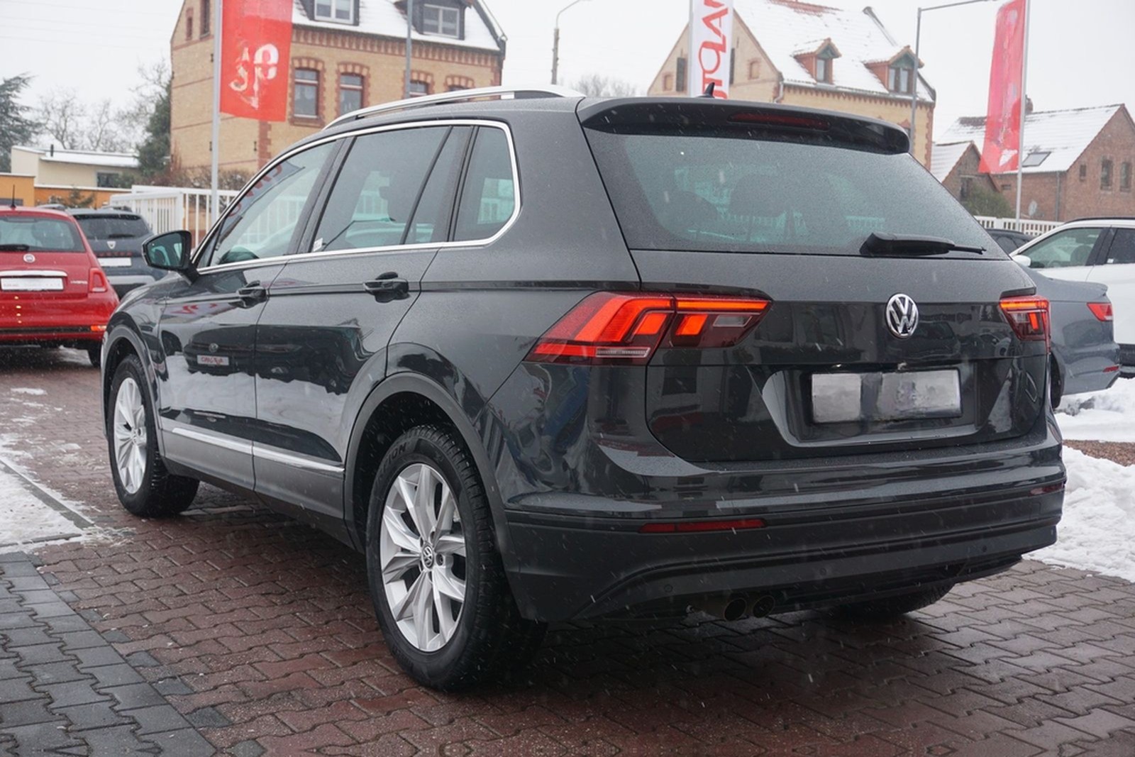 Volkswagen Tiguan 1.5 TSI Comfortline DSG Panorama ACC PDC foto 3