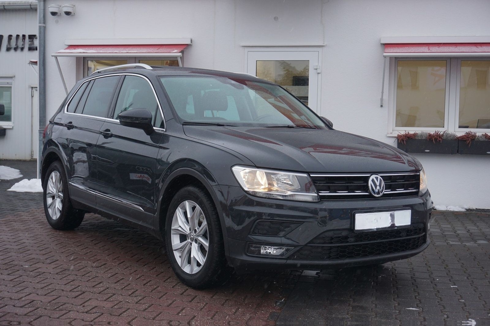 Volkswagen Tiguan 1.5 TSI Comfortline DSG Panorama ACC PDC foto 7