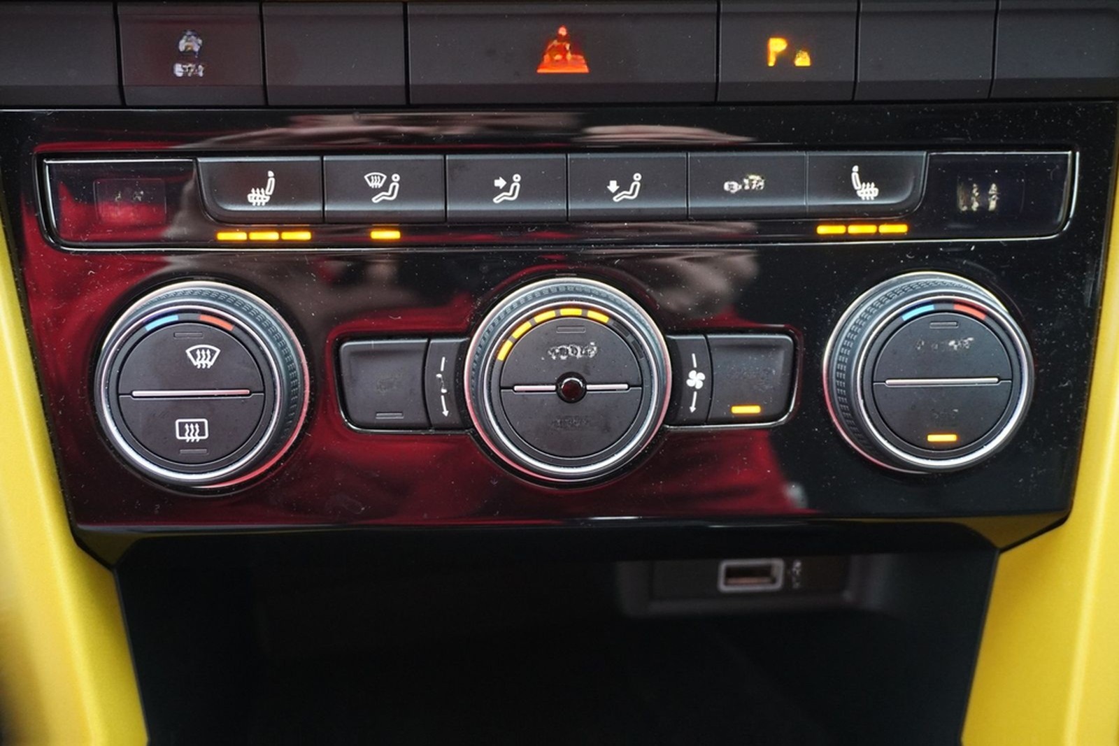 Volkswagen T-Roc 1.5 TSI  Style DSG LED Navi AHK Sitzheizun foto 21
