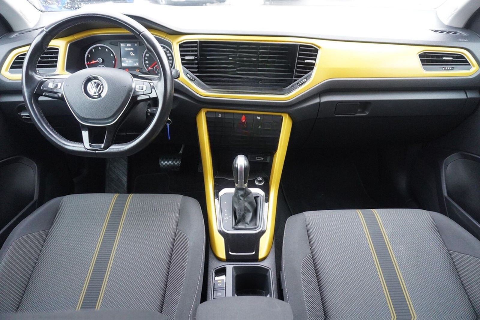 Volkswagen T-Roc 1.5 TSI  Style DSG LED Navi AHK Sitzheizun foto 9