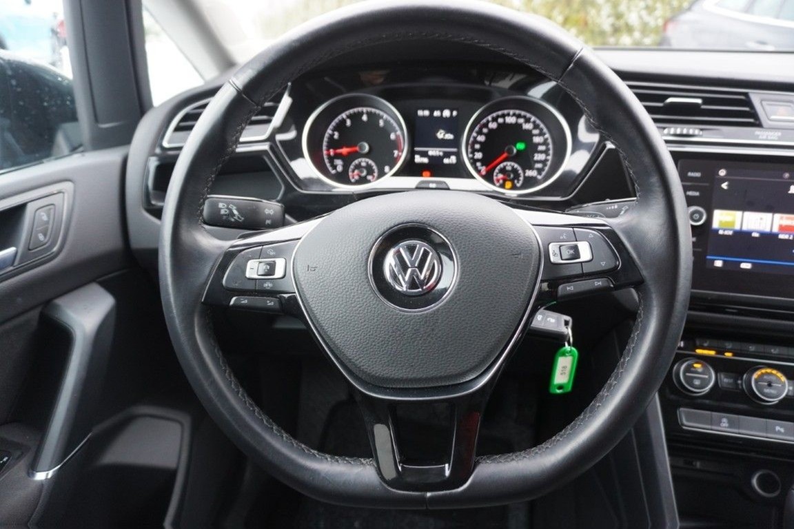 Volkswagen Touran 1.5 TSI DSG R-line LED Navi ACC Kamera foto 15