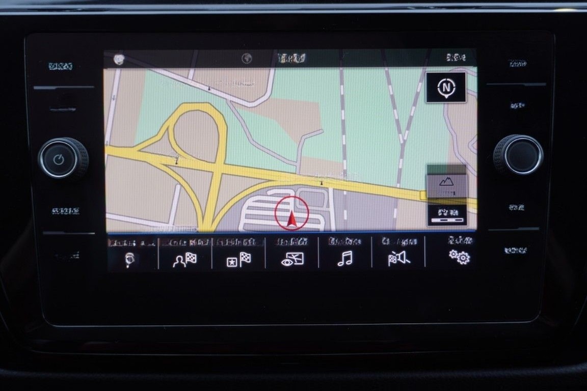 Volkswagen Touran 1.5 TSI DSG R-line LED Navi ACC Kamera foto 23