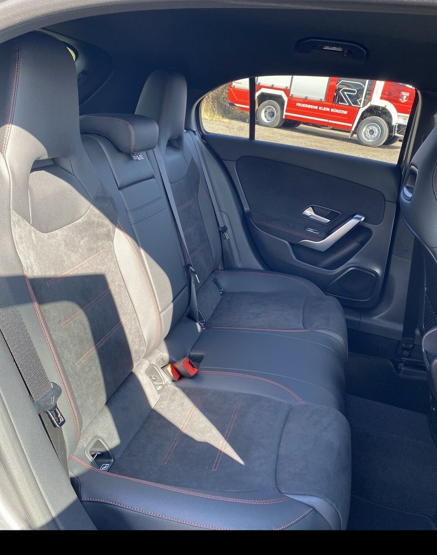 Mercedes-Benz A 200 d AMG Line/AHK/Multibeam/Kamera/TotwklSHZ foto 11
