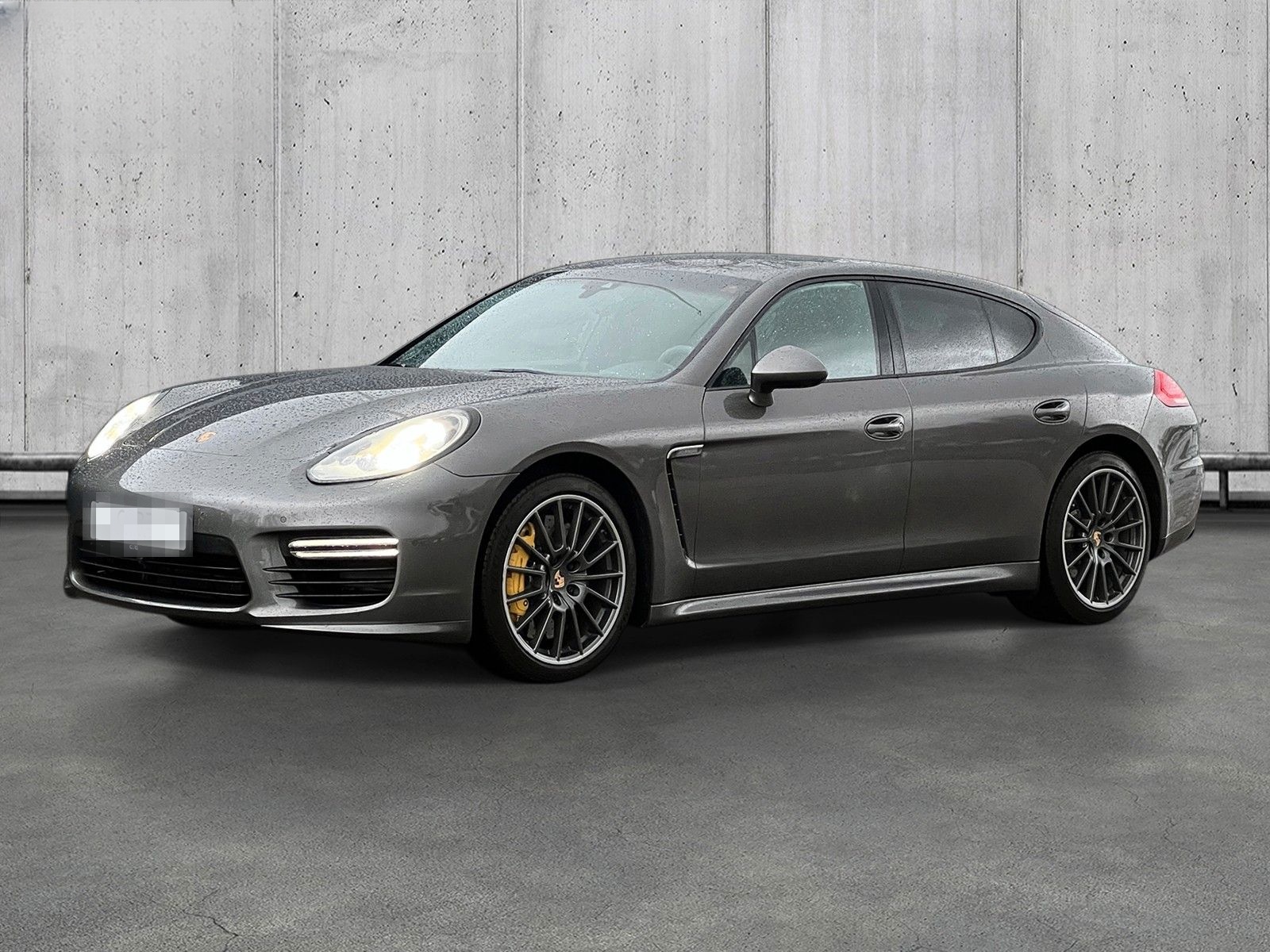 Porsche Panamera GTS *PCCB*BOSE*CHRONO*SITZE*
