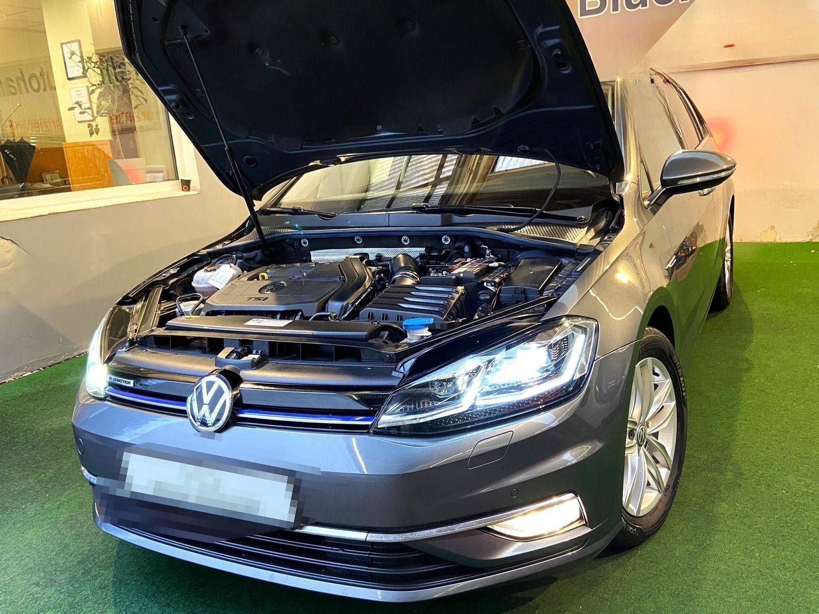 Volkswagen Golf Variant Highline BlueMotion Sonderedition A foto 7