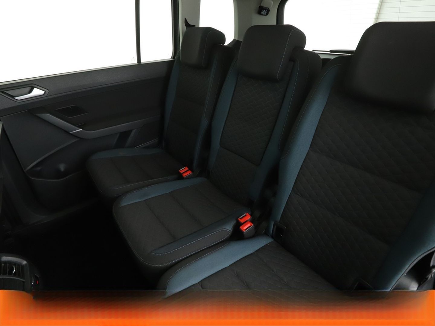 Volkswagen Touran 1.5 TSI ACT IQ.DRIVE Aut.*NAVI*ACC*PANO* foto 14