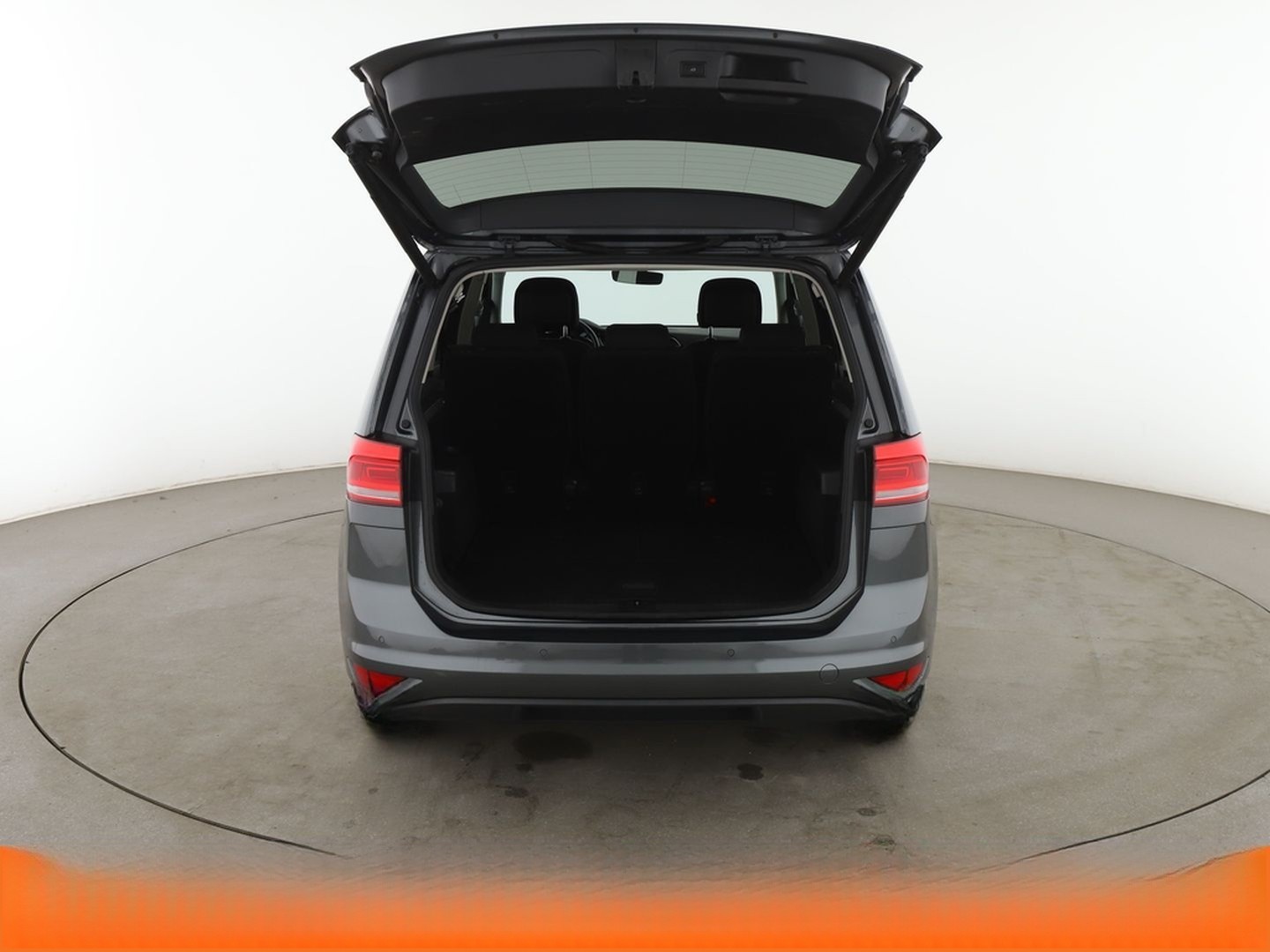 Volkswagen Touran 1.5 TSI ACT IQ.DRIVE Aut.*NAVI*ACC*PANO* foto 17