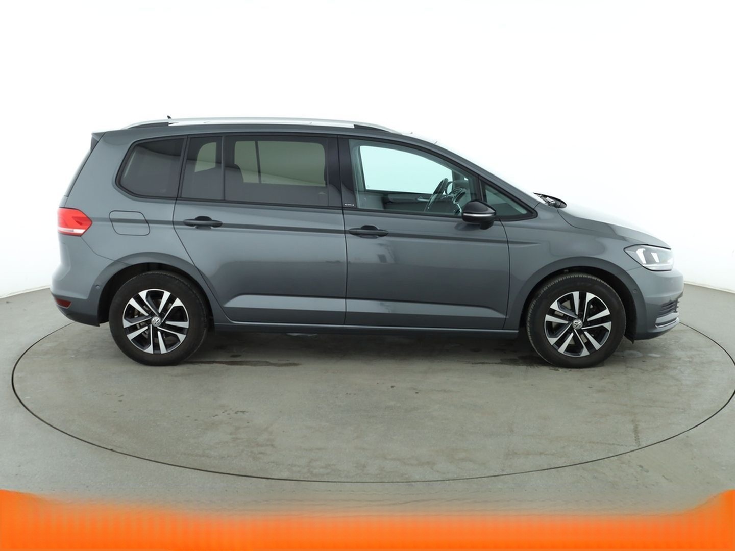 Volkswagen Touran 1.5 TSI ACT IQ.DRIVE Aut.*NAVI*ACC*PANO* foto 7