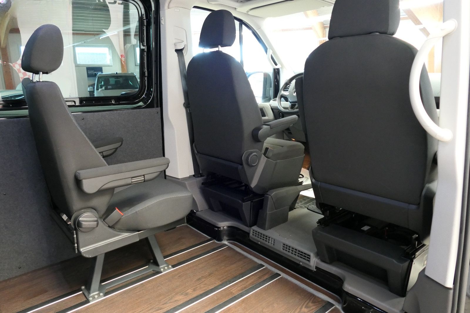 Volkswagen Crafter Kombi 35 MR HD *8-Sitze*AUT*STHZ* foto 15