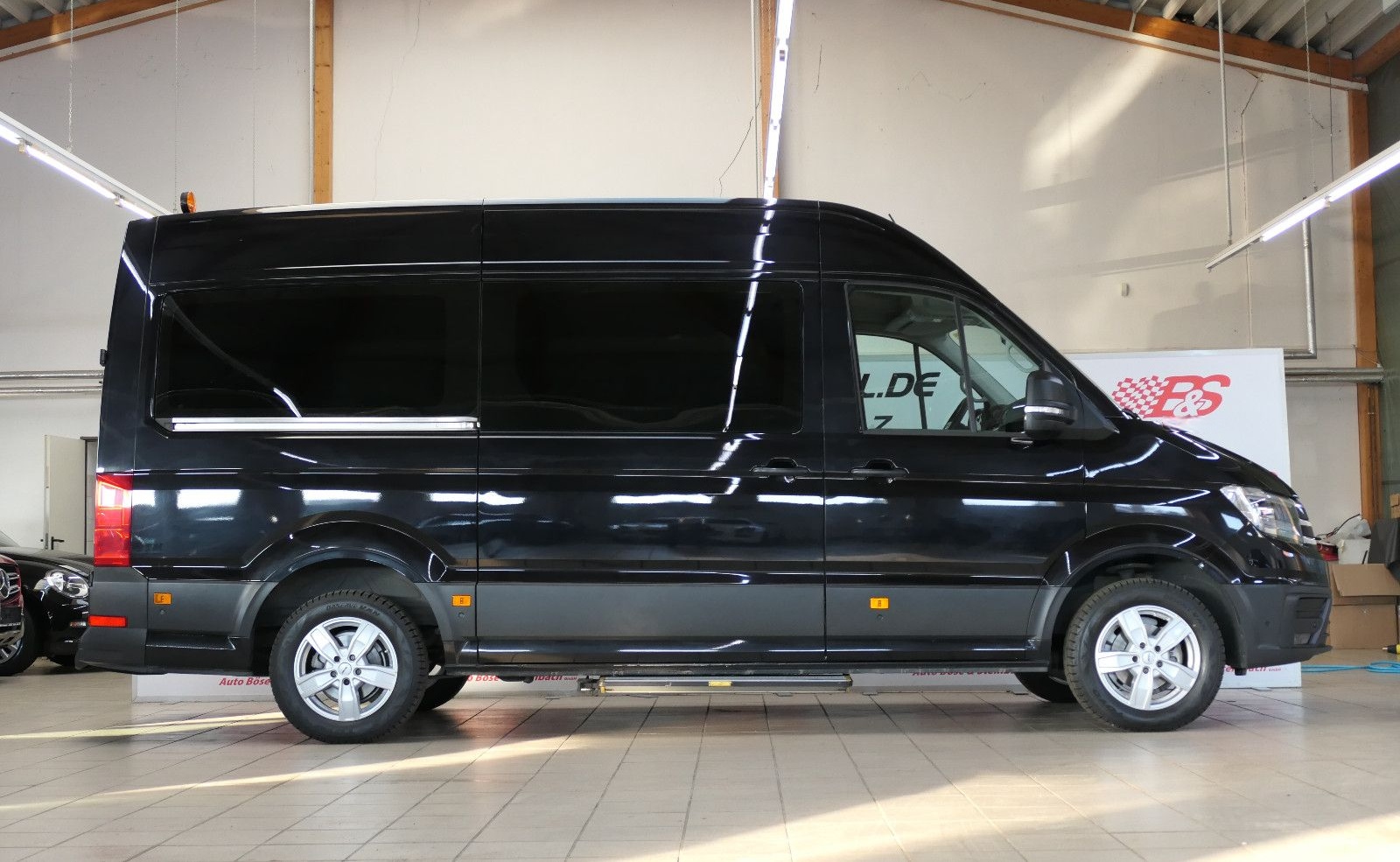 Volkswagen Crafter Kombi 35 MR HD *8-Sitze*AUT*STHZ* foto 6