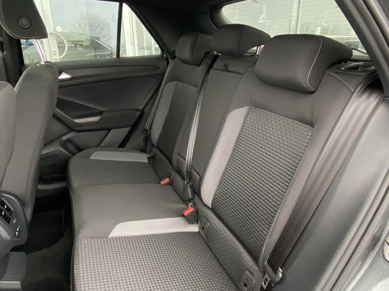 Volkswagen T-Roc 2.0 TDI DSG 4-MOTION Active AHK+PANORAMA+A foto 12