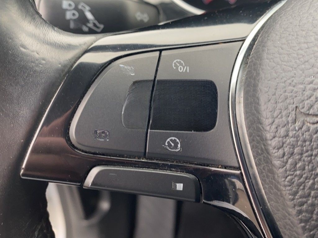 Volkswagen Touran 2.0 TDI Comfortline WinterPaket+Navi+Temp foto 21