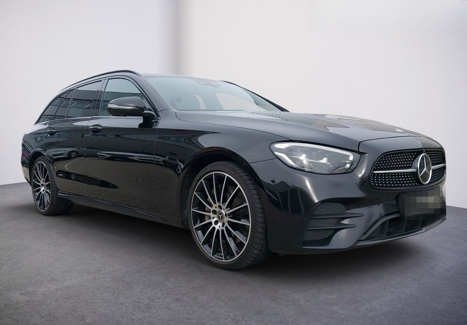 Mercedes-Benz E 400 d 4M*AMG*AHK*DIS+Q*Night*LED*360° foto 2