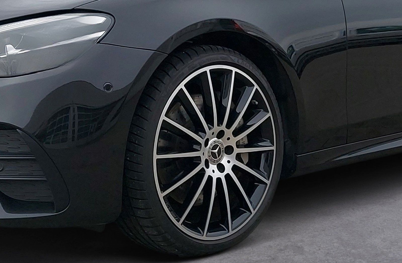 Mercedes-Benz E 400 d 4M*AMG*AHK*DIS+Q*Night*LED*360° foto 6