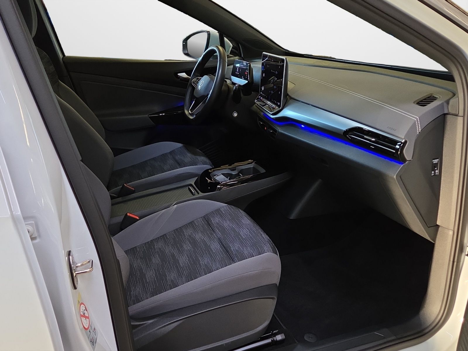 Volkswagen ID.5 Pure mit Infotainment-Paket  AHK Standheiz  foto 13