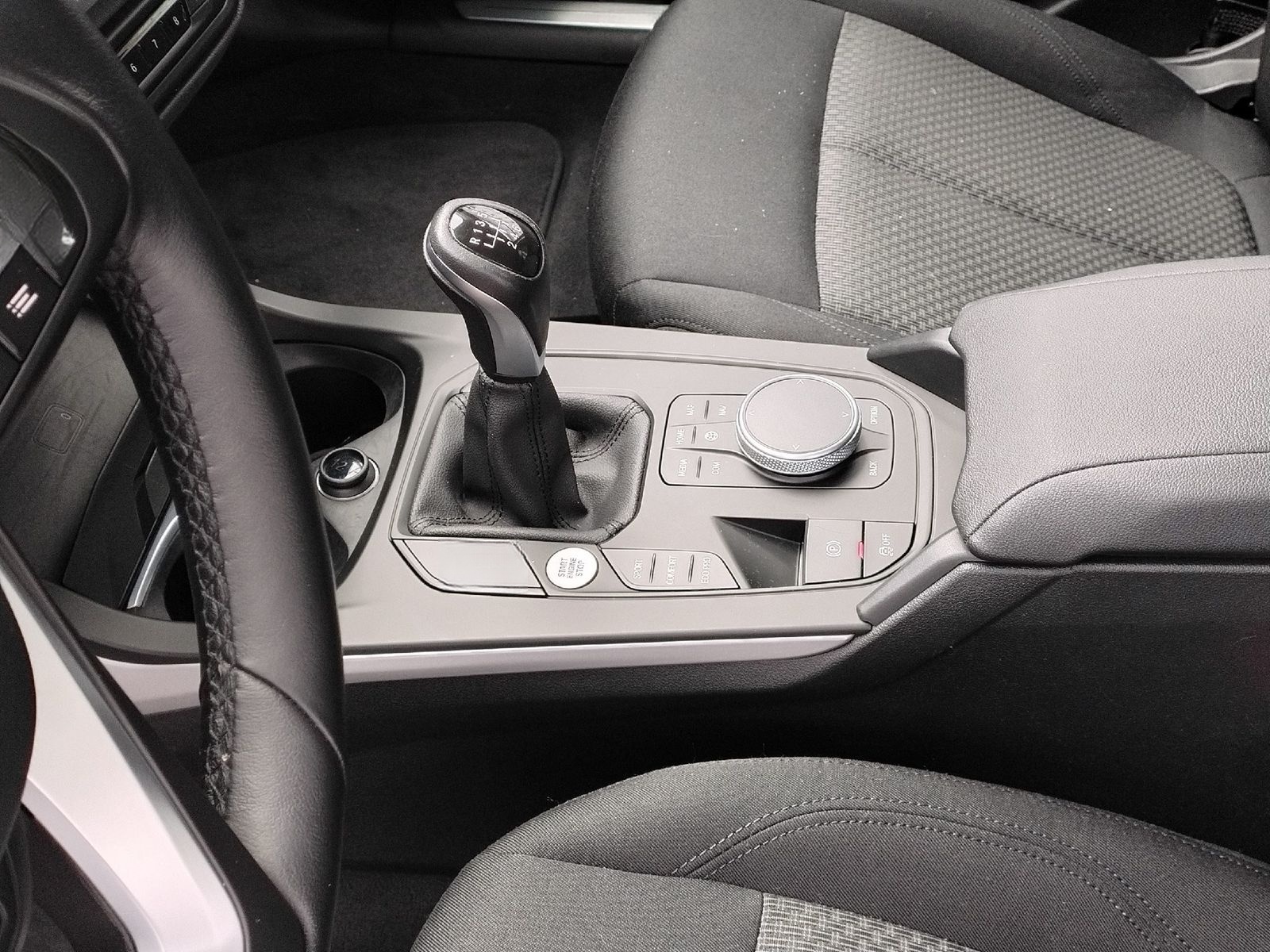 BMW 118i Advantage DAB LED WLAN Tempomat Shz PDC foto 13