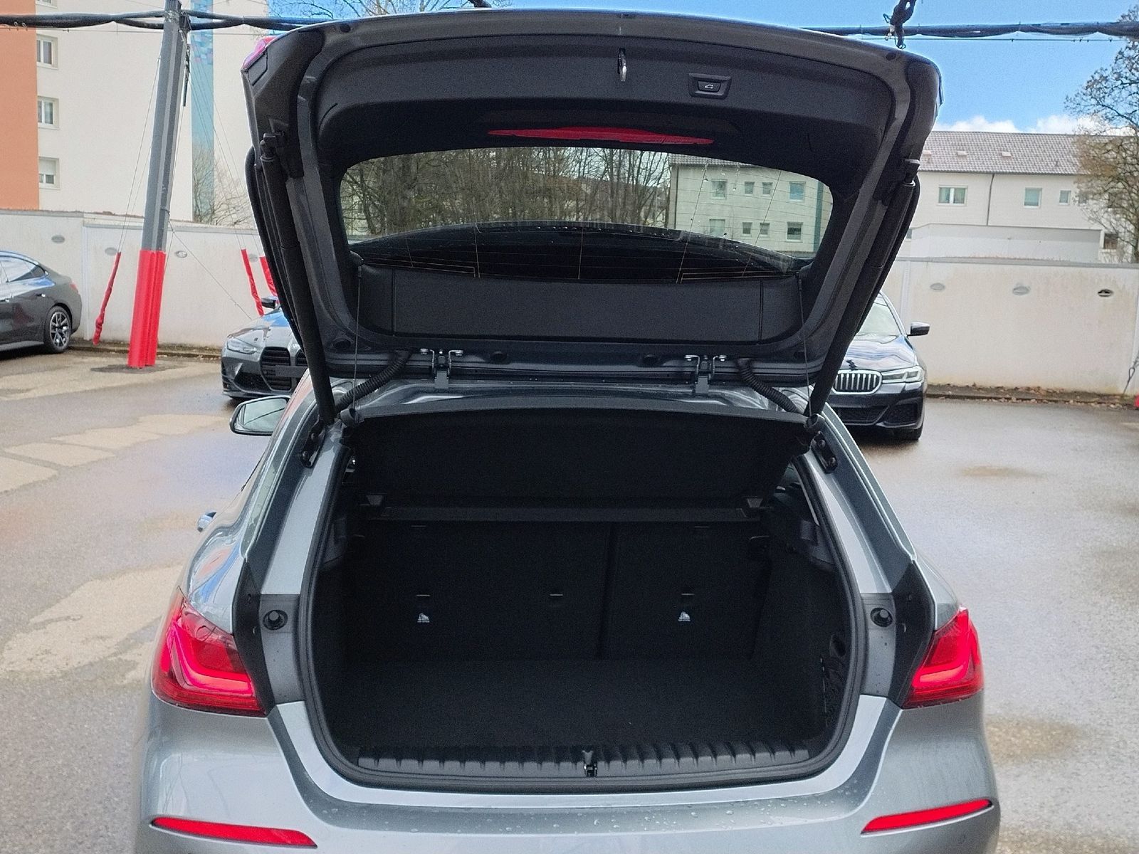 BMW 118i Advantage DAB LED WLAN Tempomat Shz PDC foto 7