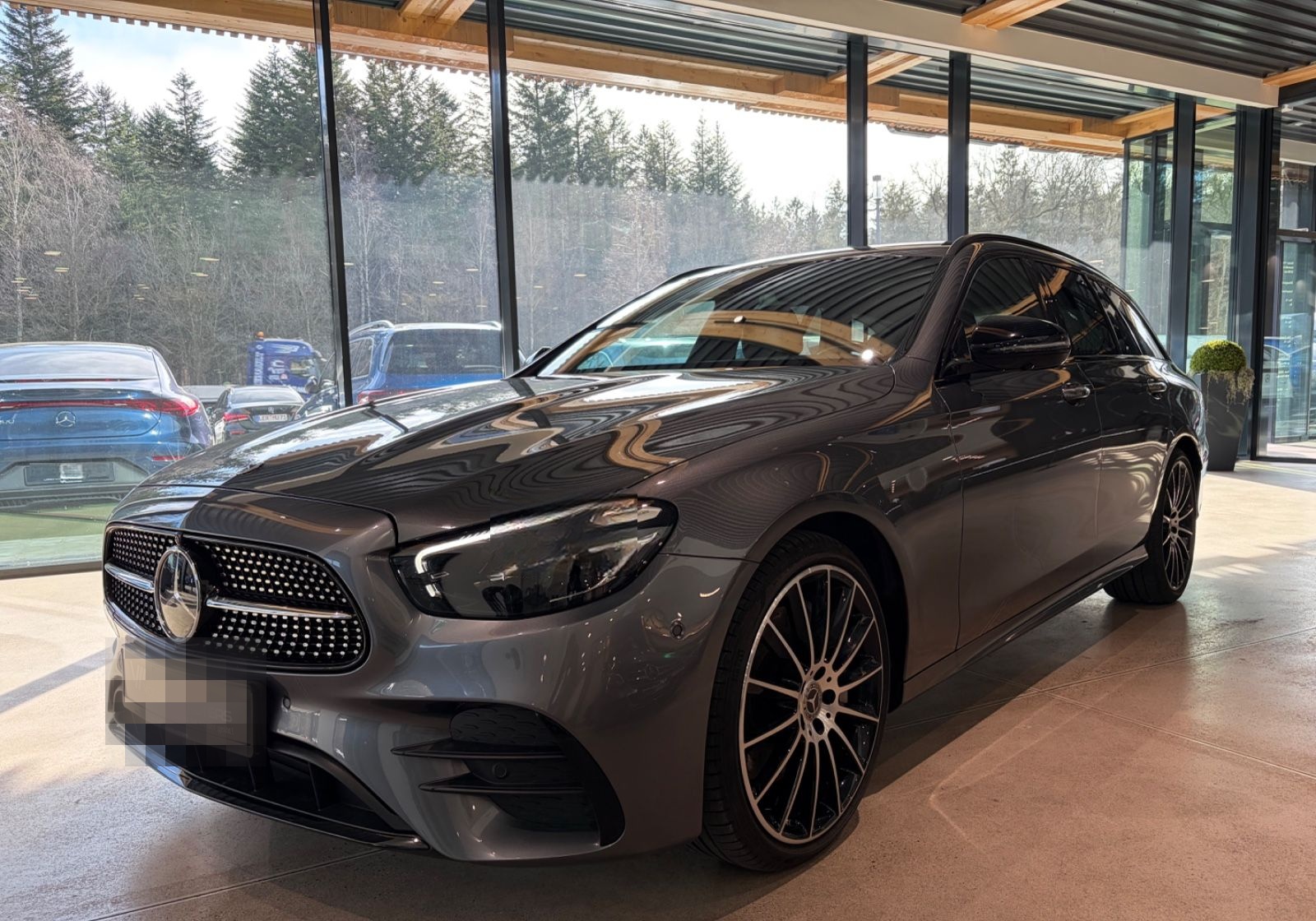 Mercedes-Benz E 400 d 4M T+AMG+AIR+HEADUP+DISTRO+BURM+AHK+360 foto 2