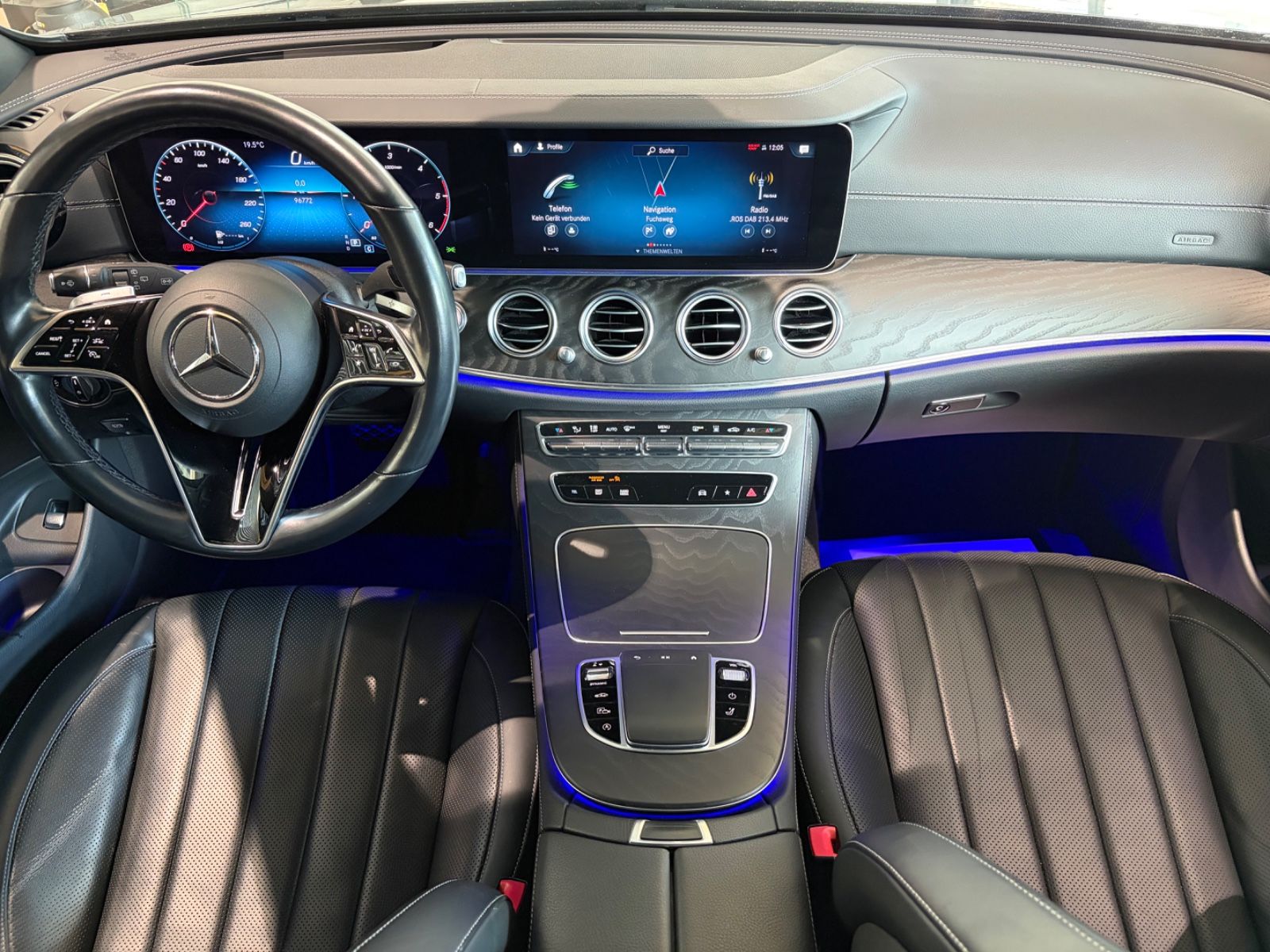 Mercedes-Benz E 400 d 4M T+AMG+AIR+HEADUP+DISTRO+BURM+AHK+360 foto 11