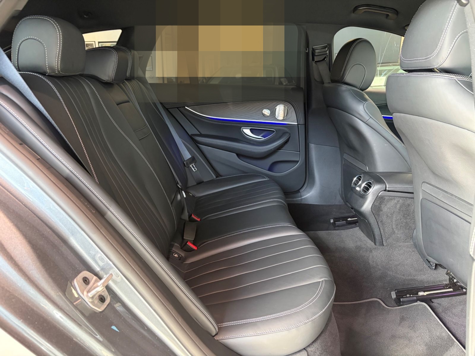 Mercedes-Benz E 400 d 4M T+AMG+AIR+HEADUP+DISTRO+BURM+AHK+360 foto 21