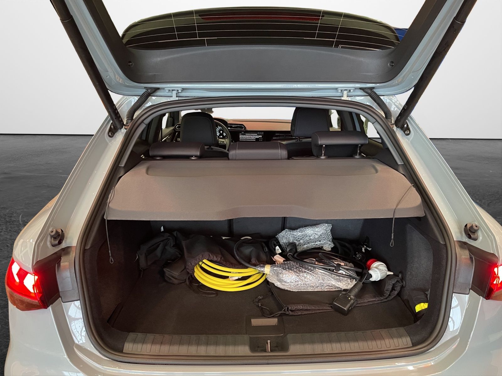 Audi A3 Sportback 40 TFSI e s tronic advanced  HeadUp foto 13