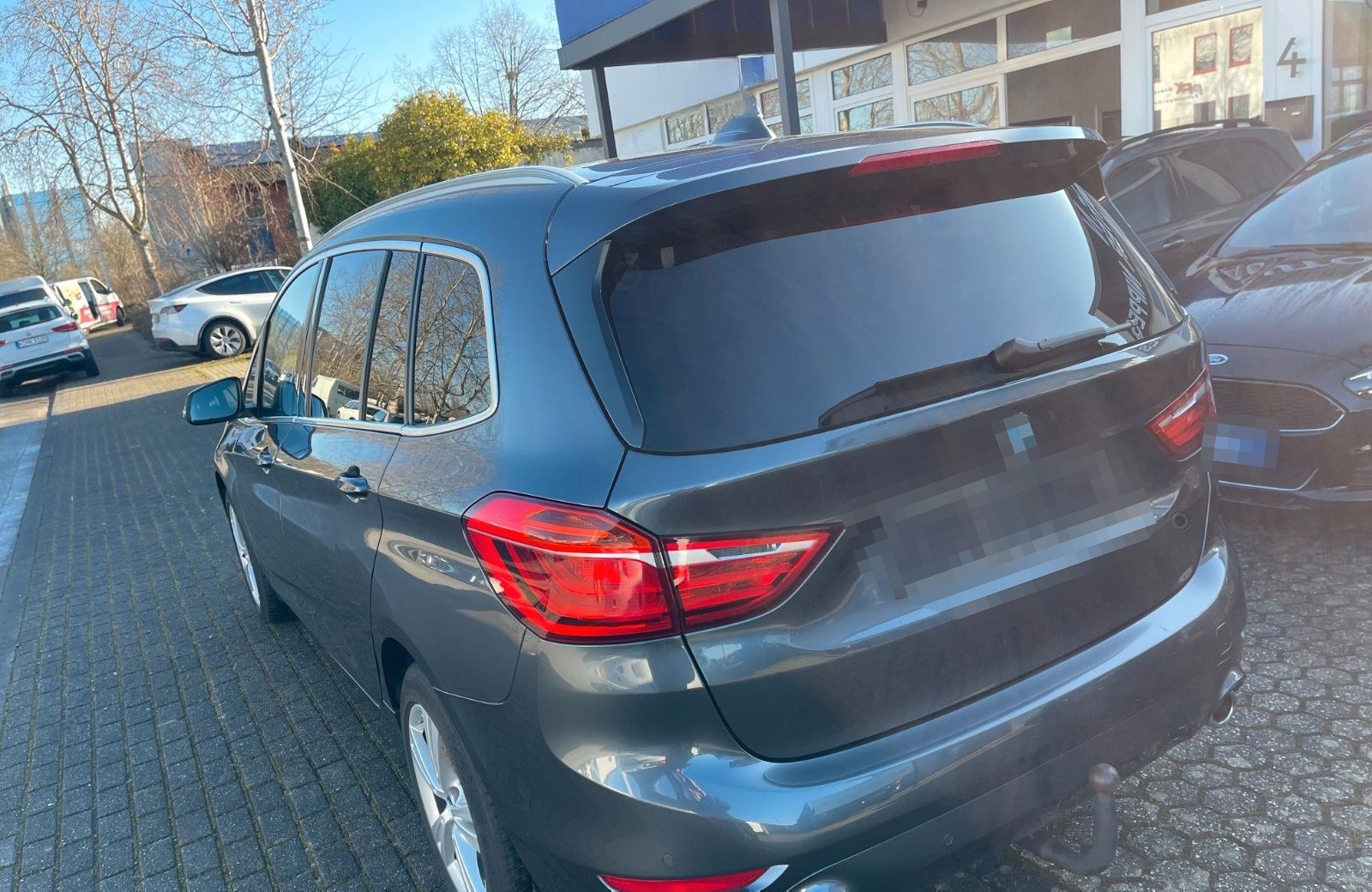 BMW 218 d xDrive Advantage Panorama LED Navi AHK foto 3