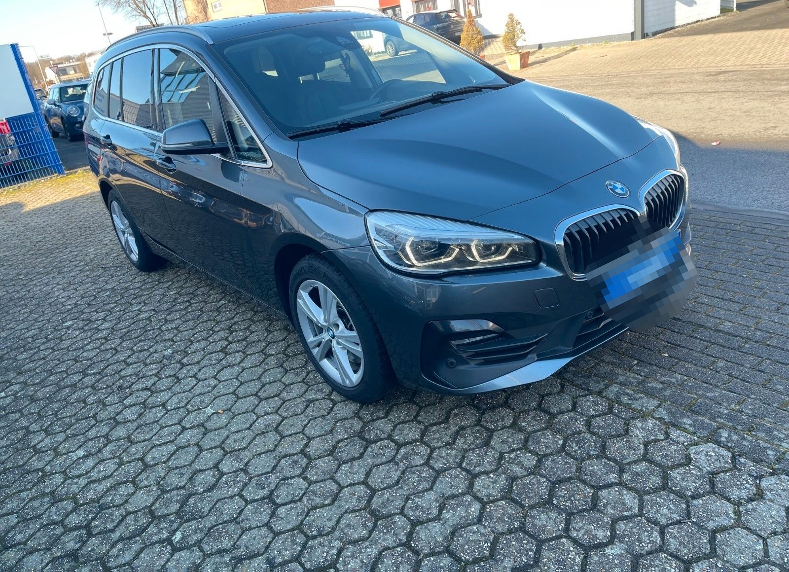 BMW 218 d xDrive Advantage Panorama LED Navi AHK foto 4