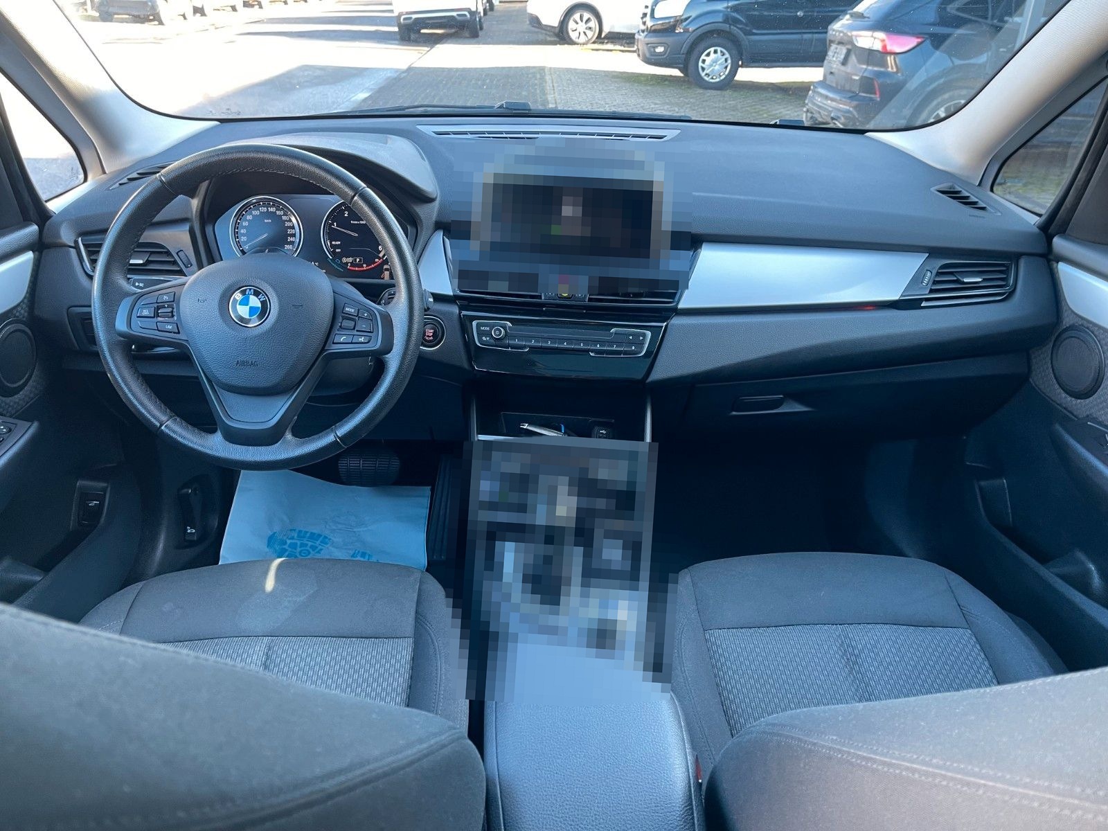 BMW 218 d xDrive Advantage Panorama LED Navi AHK foto 10
