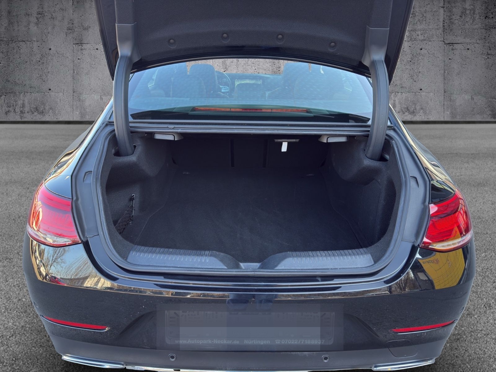 Mercedes-Benz CLS 220d AMG Line BURMESTER WIDESCREEN 360° 1Hd. foto 16
