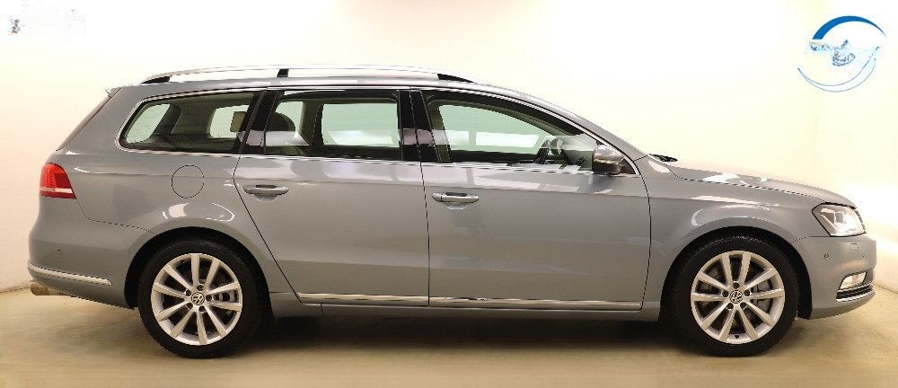 Volkswagen Passat 3.6 FSI 299PS DSG Highline 4Motion DCC foto 5