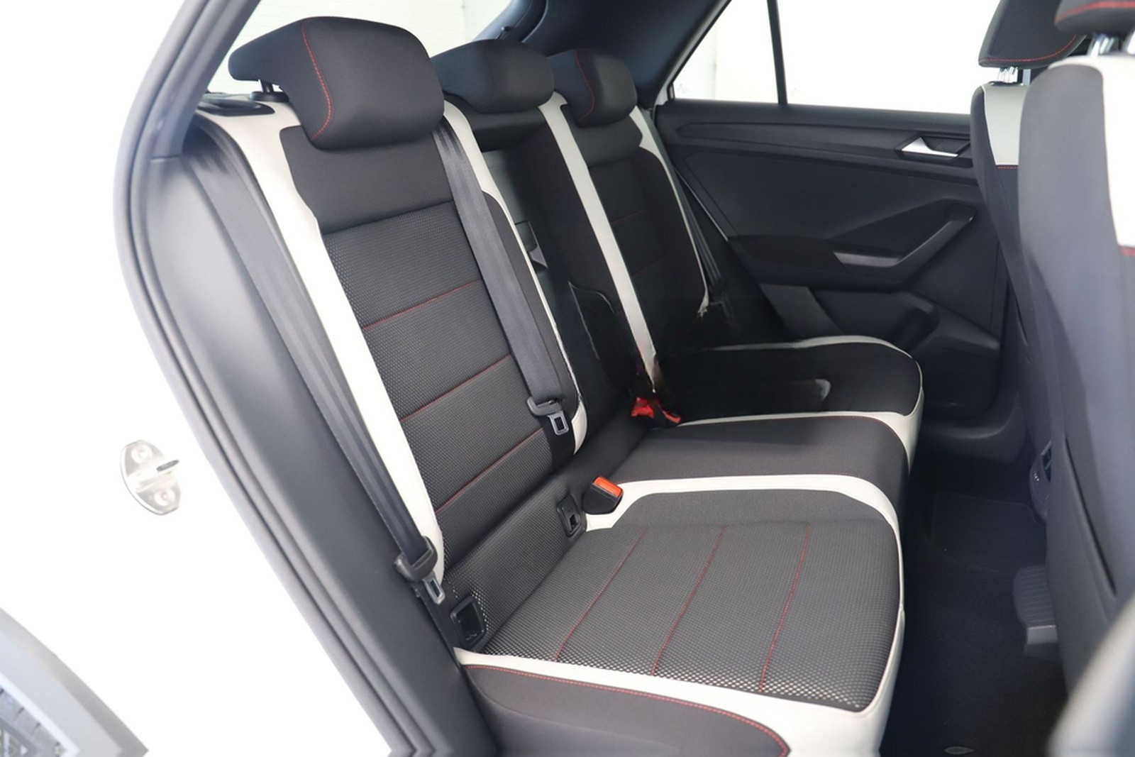 Volkswagen T-Roc 2.0TSI DSG Sport 4Motion Navi Virtual ACC foto 12