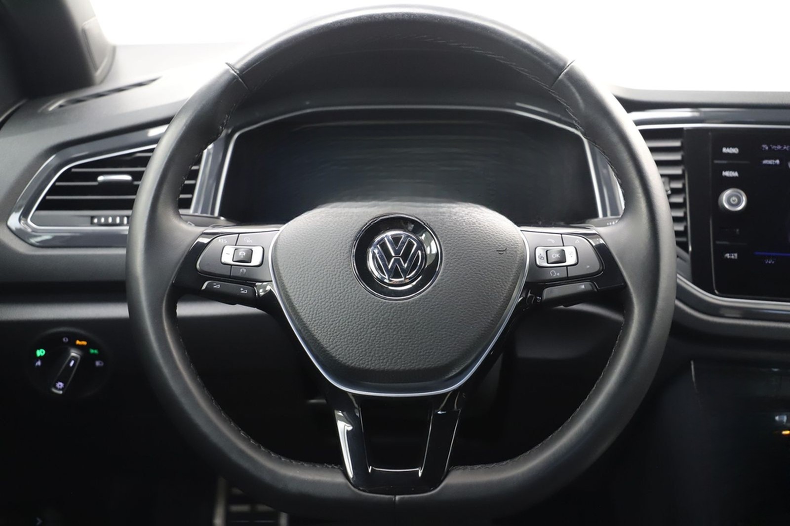 Volkswagen T-Roc 2.0TSI DSG Sport 4Motion Navi Virtual ACC foto 32