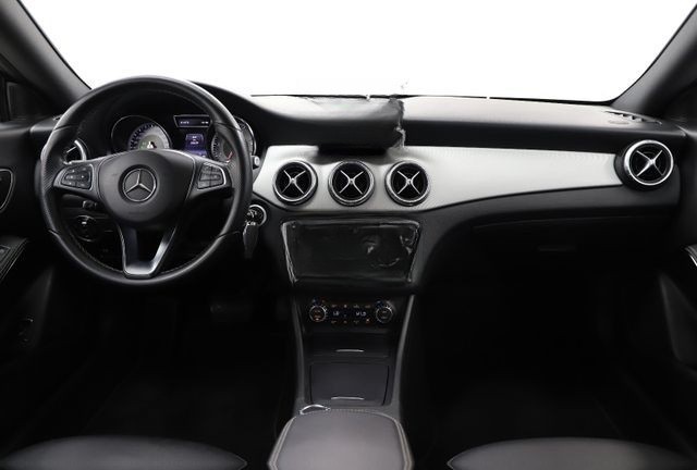Mercedes-Benz CLA 250 211PS 7G Shooting Brake Memory Leder foto 26