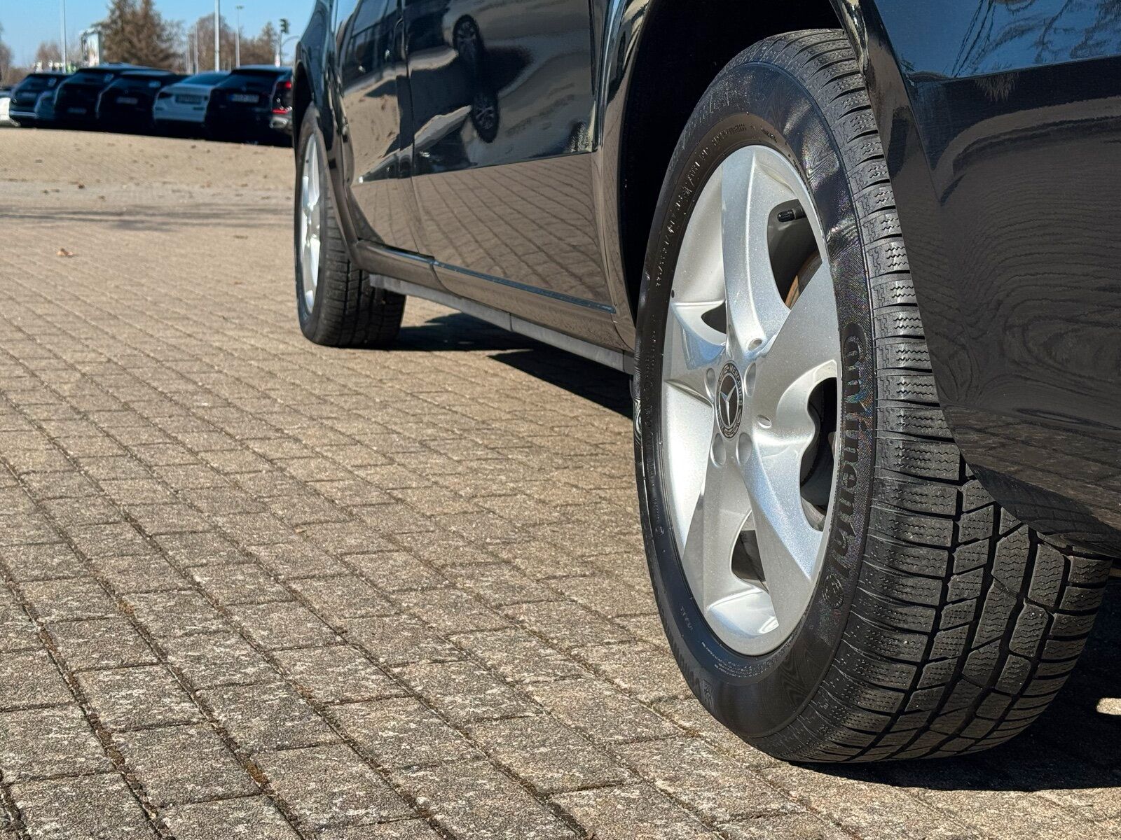 Mercedes-Benz V 300 d AVANTGARDE Lang DISTR. Navi LED AHK foto 21